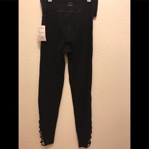 Beyond the Bump Maternity Leggings